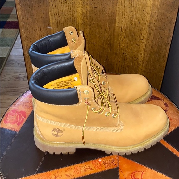 Timberlands - Picture 3 of 4
